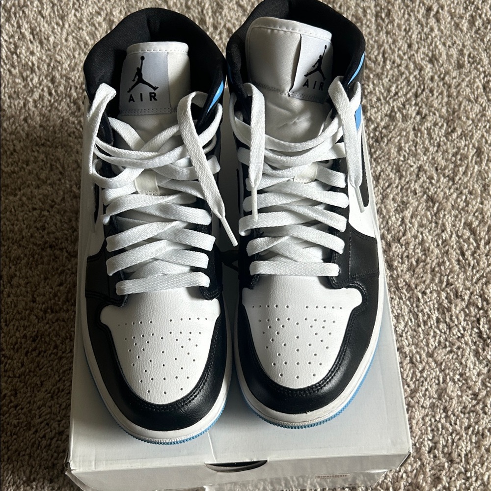 Nike Air Jordan Black and Blue Athletic Shoes - Picture 2 of 4